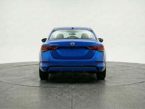 Used 2025 Nissan Sentra SV FWD image 6