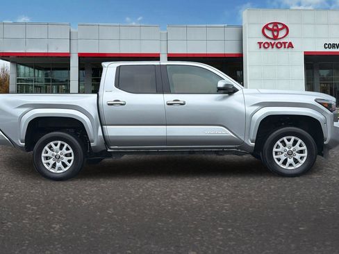 Certified 2024 Toyota Tacoma SR5 image 3