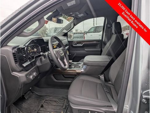 New 2026 GMC Sierra 1500 Elevation image 16