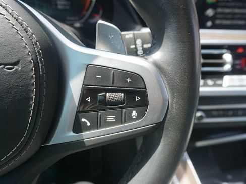Used 2023 BMW X5 sDrive40i w/ M Sport Package RWD image 9