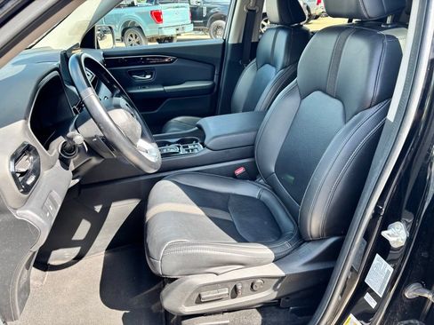 Used 2025 Honda Pilot EX-L image 20