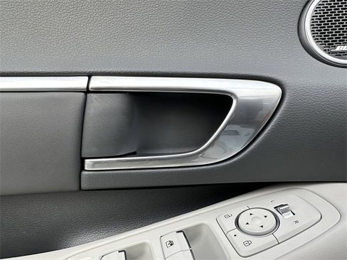 Used 2023 Hyundai Sonata SEL w/ Cargo Package image 34