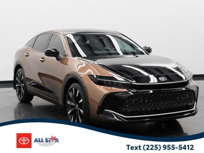 Used 2023 Toyota Crown Platinum