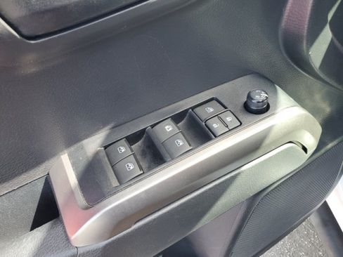 Used 2022 Toyota Tacoma SR5 w/ Technology Package RWD image 14