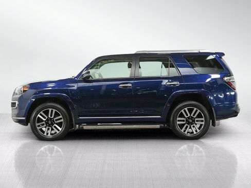Used 2019 Toyota 4Runner Limited AWD/4WD image 2