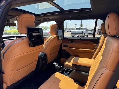 New 2026 Jeep Grand Cherokee L Summit AWD/4WD image 24