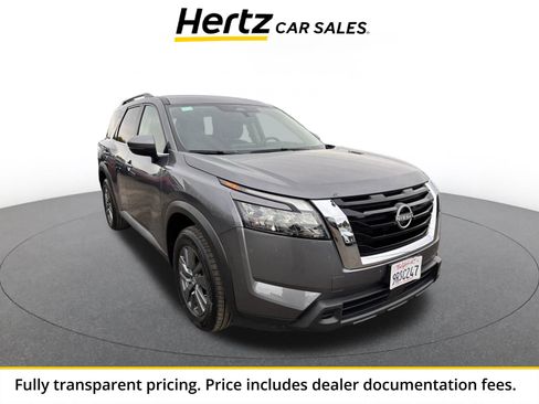 Used 2025 Nissan Pathfinder SV FWD image 1