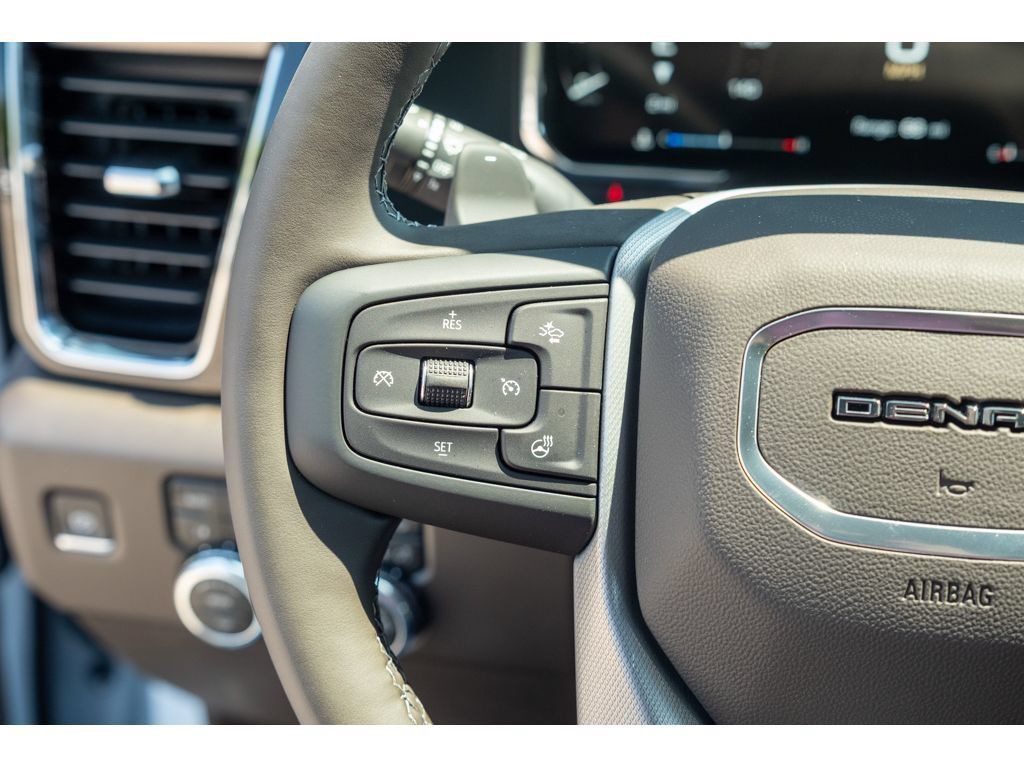 New 2026 GMC Sierra 1500 Denali w/ Technology Package AWD/4WD image 19