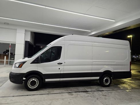 Used 2023 Ford Transit 250 148 High Roof Extended w/ Load Area Protection Package image 3
