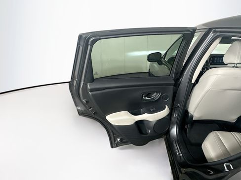 Used 2025 Honda HR-V EX-L image 26