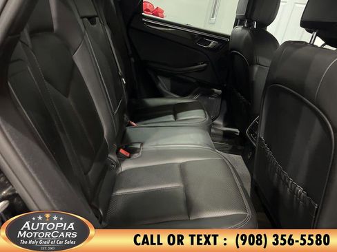 Used 2018 Porsche Macan S image 13