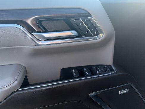 Used 2023 GMC Sierra 1500 SLT w/ SLT Premium Plus Package image 11