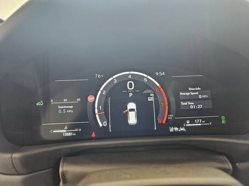 Used 2025 Lexus LX 600 F Sport w/ Accessory Package (2T) AWD/4WD image 18