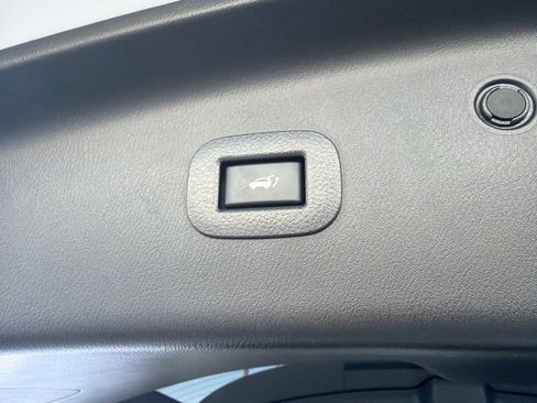 Used 2023 INFINITI QX80 Sensory w/ Cargo Package AWD/4WD image 32
