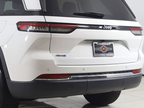 Used 2022 Jeep Grand Cherokee Limited 4xe AWD/4WD image 27
