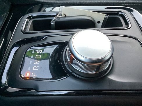 Used 2023 Chrysler 300 S image 15