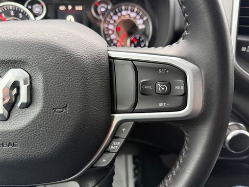 Used 2022 RAM 1500 Big Horn RWD image 32
