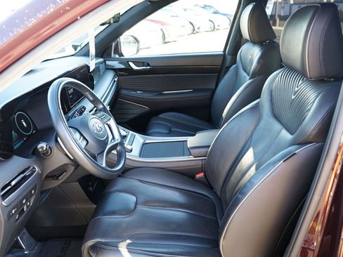 Used 2023 Hyundai Palisade Calligraphy w/ Cargo Package image 18