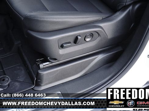 New 2026 Chevrolet Suburban LT w/ Comfort Package image 37