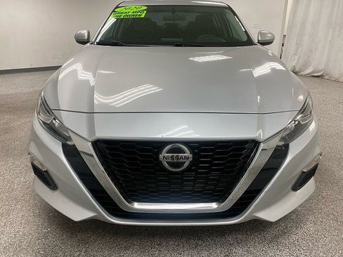 Used 2020 Nissan Altima 2.5 S image 2