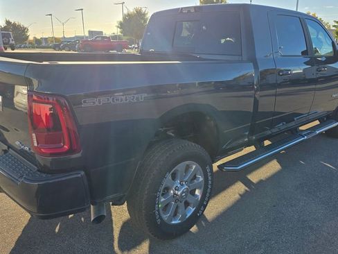 New 2026 RAM 2500 Laramie w/ Sport Appearance Package AWD/4WD image 5