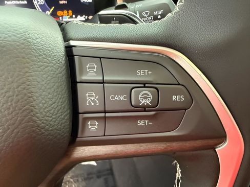New 2026 Jeep Grand Cherokee Limited AWD/4WD image 21