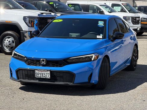 Used 2025 Honda Civic Sport image 3