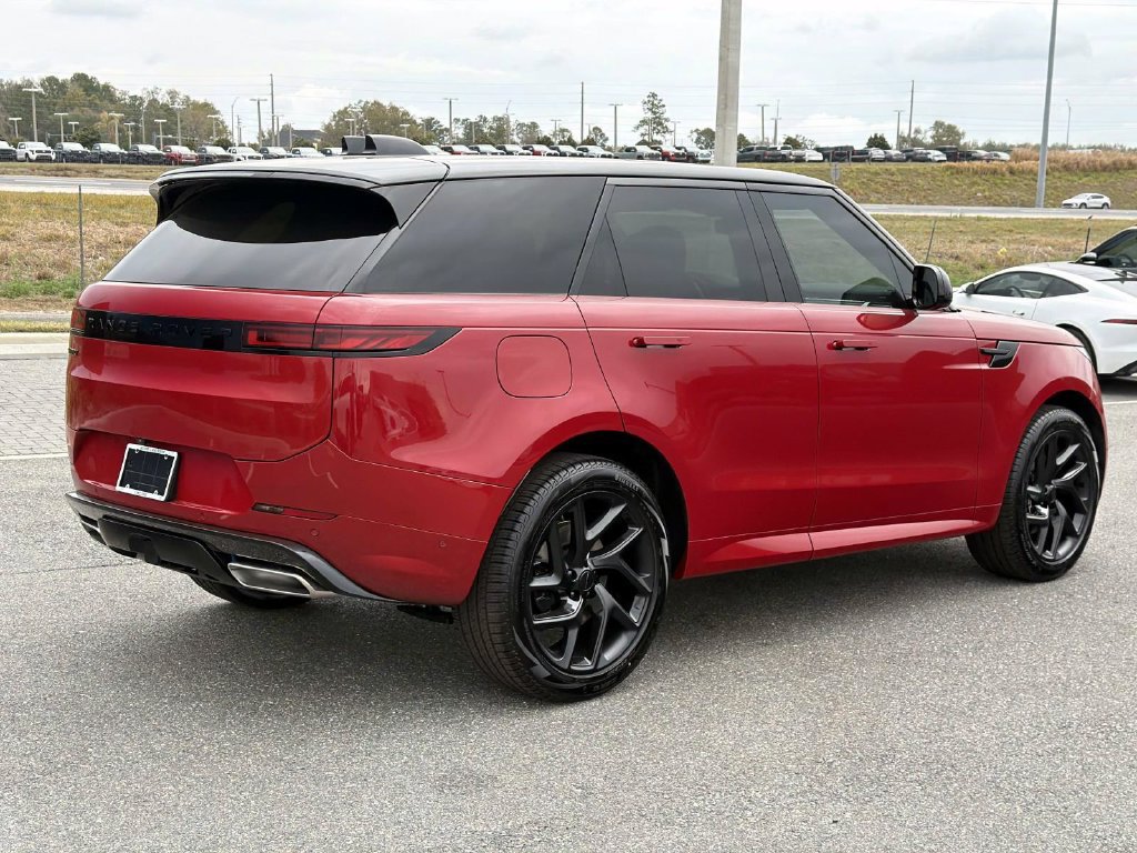 Used 2026 Land Rover Range Rover Sport Dynamic SE AWD/4WD image 5