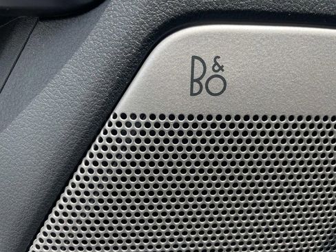 New 2025 Ford F150 Lariat w/ Equipment Group 501A Mid image 17