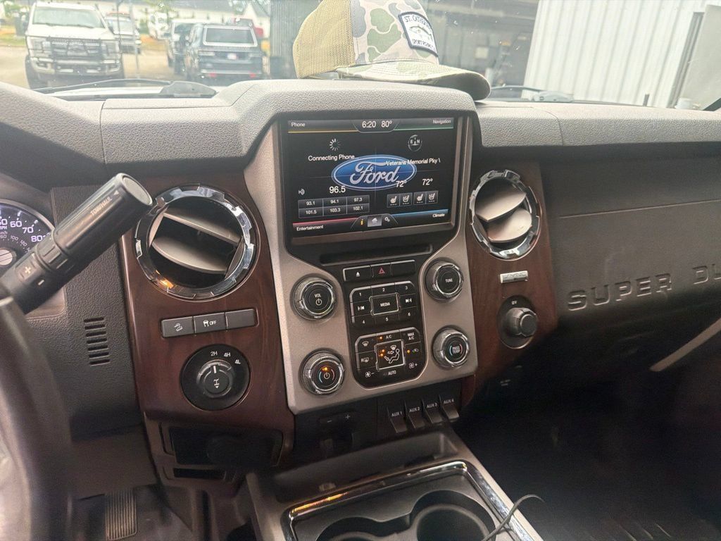 Used 2014 Ford F350 Lariat w/ Lariat Ultimate Package AWD/4WD image 2