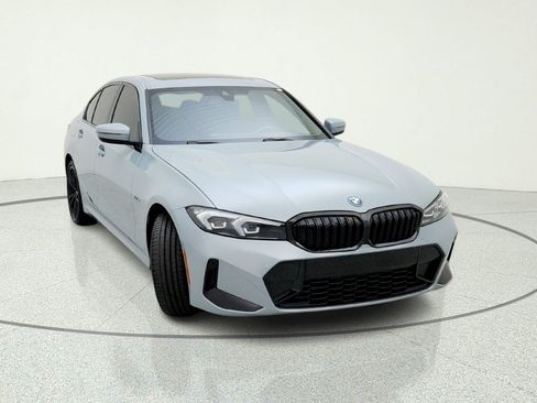Used 2023 BMW 330e w/ M Sport Package RWD image 4