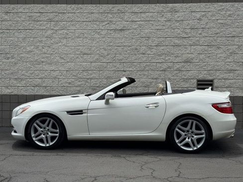 Used 2015 Mercedes-Benz SLK 250 image 12