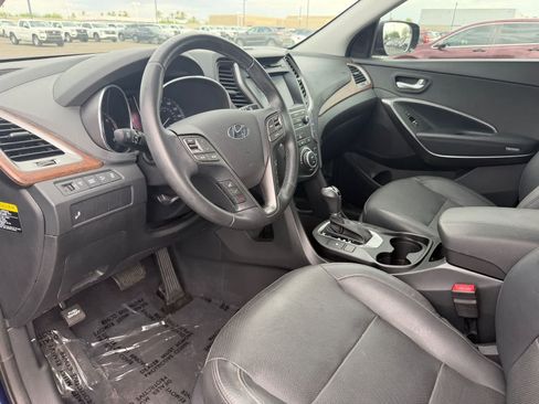 Used 2018 Hyundai Santa Fe Sport 2.0T FWD image 2