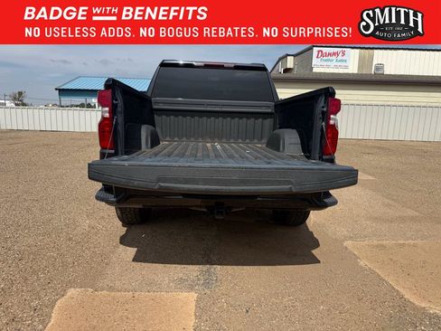 Used 2023 Chevrolet Silverado 1500 Custom RWD image 6