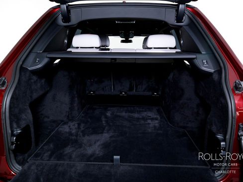 Certified 2025 Rolls-Royce Cullinan AWD/4WD image 23