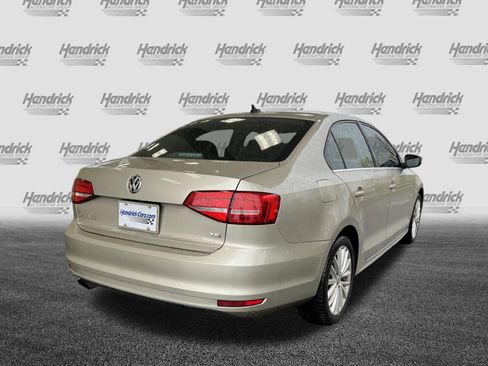 Used 2015 Volkswagen Jetta SE image 11
