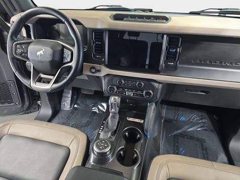Used 2023 Ford Bronco Wildtrak image 10