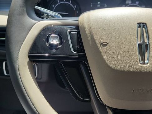 Certified 2022 Lincoln Corsair FWD image 21