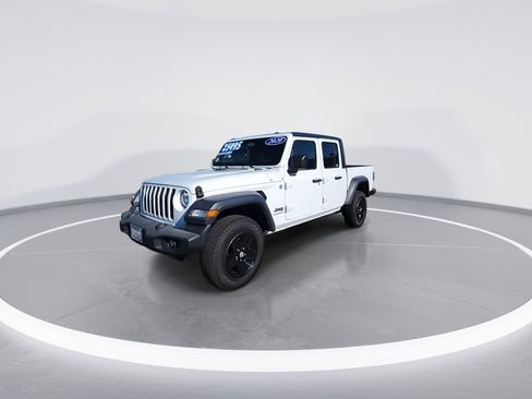 Used 2020 Jeep Gladiator Sport w/ Quick Order Package 24S image 4