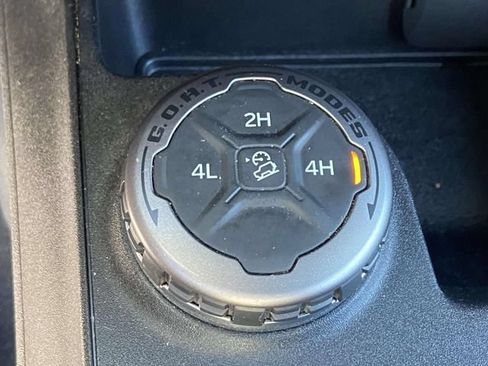 Used 2022 Ford Bronco 2-Door AWD/4WD image 23