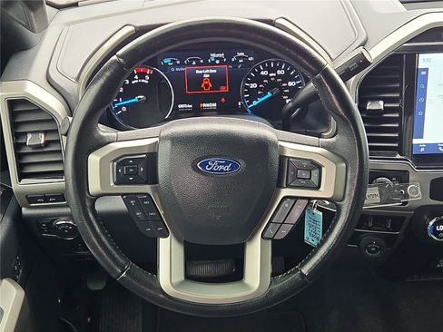 Certified 2022 Ford F350 Lariat w/ Lariat Value Package AWD/4WD image 20