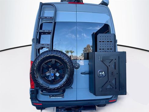 Used 2023 Mercedes-Benz Sprinter 2500 image 6