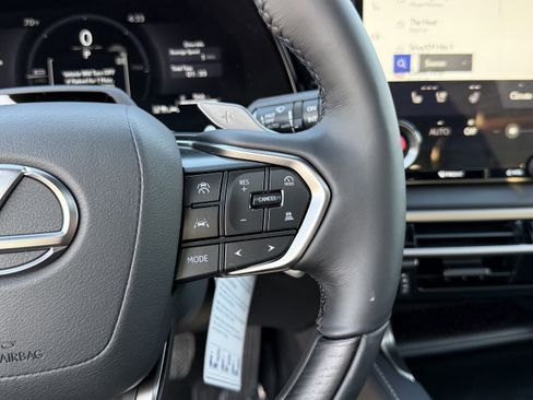 New 2026 Lexus RX 450h AWD image 22