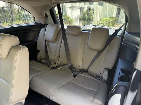 Used 2019 Honda Odyssey Touring image 12