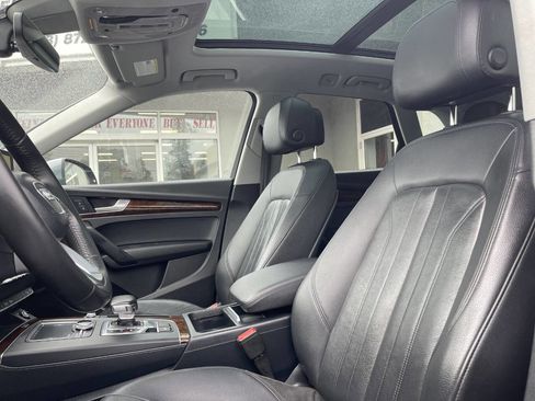 Used 2018 Audi Q5 2.0T Premium image 22
