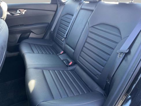 Used 2022 Kia Forte GT-Line w/ GT-Line Premium Package image 20