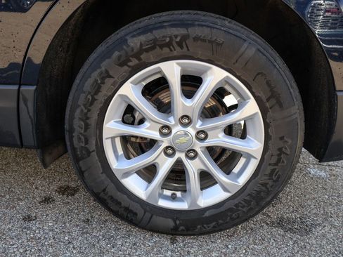 Used 2021 Chevrolet Equinox LS w/ LS Convenience Package AWD/4WD image 28