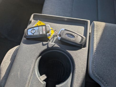 Used 2022 Ford F150 XLT w/ Equipment Group 302A High image 26