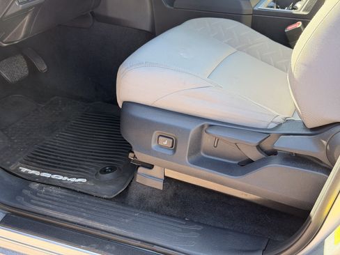 Used 2026 Toyota Tacoma SR5 RWD image 15