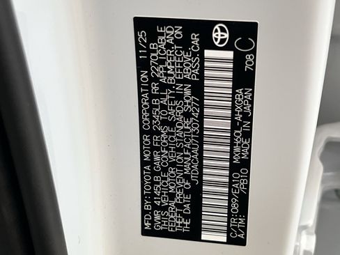 New 2026 Toyota Prius XLE image 23